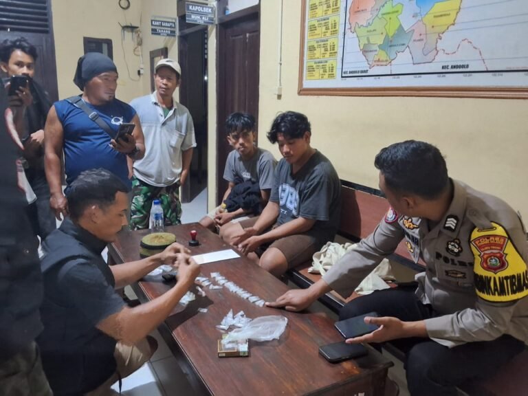 Dua Pemuda Asal Laeya Ditangkap Warga Diduga Edarkan Sabu di Buke