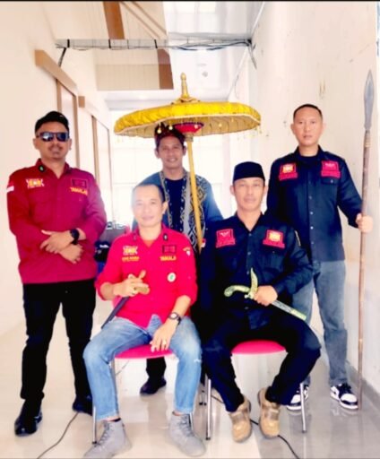 Video Dugaan Main Hakim Sendiri Beredar, Ketua Ormas Tamalaki Wonua DPD KONSEL Desak Aparat Usut Tuntas Tangkap Pelaku FN Video Dugaan Main Hakim Sendiri Beredar, Ketua Ormas Tamalaki Wonua DPD KONSEL Desak Aparat Usut Tuntas Tangkap Pelaku FN
